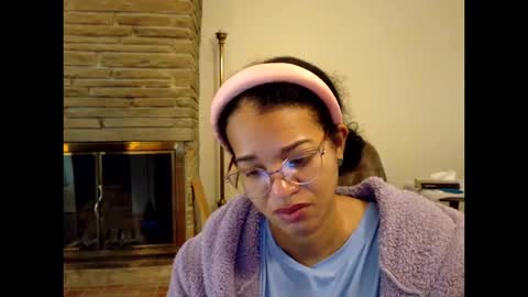 Queen Bon Vivantt online show from October 15, 1:33 pm