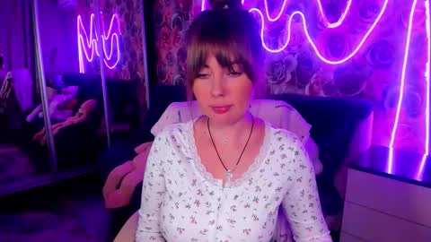 Mira online show from September 15, 7:36 pm