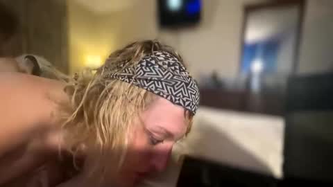 Snapshot of boobookittyfuxx chatting on November 6, 8:15 am boobookittyfuxx online show from November 6, 8:15 am