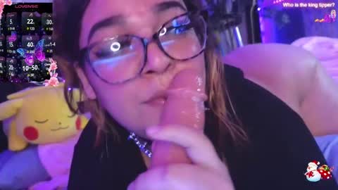 Nova  sub to my fan club for free pms and sexy sloppy videos  online show from December 8, 10:47 pm
