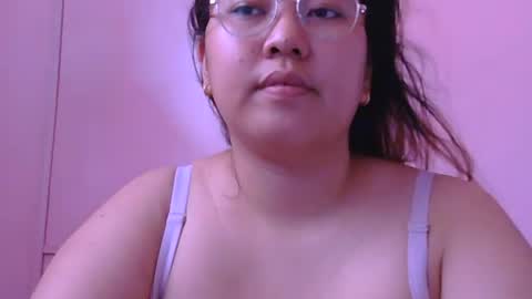 MommyMarie-Singlemom of 2. online show from June 21, 7:44 am