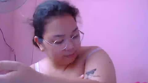 MommyMarie-Singlemom of 2. online show from July 21, 4:37 am