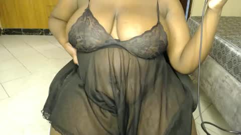 Snapshot of booby_candy chatting on January 2, 5:46 am booby_candy online show from January 2, 5:46 am