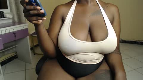 Snapshot of booby_candy chatting on March 11, 1:23 pm booby_candy online show from March 11, 1:23 pm
