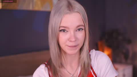 Snapshot of boobybliss chatting on November 25, 7:52 am Alina online show from November 25, 7:52 am