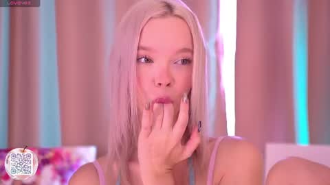 Snapshot of boobybliss chatting on July 12, 8:16 am Alina online show from July 12, 8:16 am
