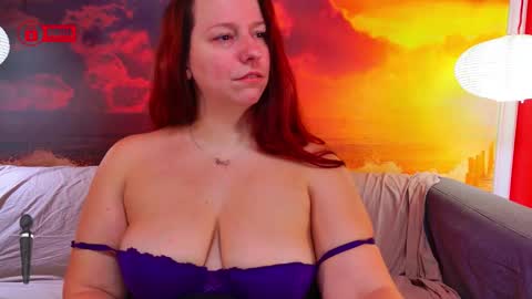 Snapshot of boobyianax chatting on October 19, 11:11 am BoobyIANAx online show from October 19, 11:11 am