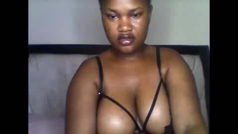 boobylicious012 online show from April 30, 7:47 am