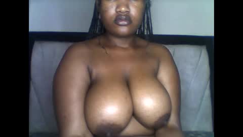 Snapshot of boobylicious012 chatting on May 21, 7:37 am boobylicious012 online show from May 21, 7:37 am