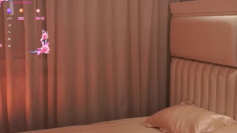 Snapshot of boootyfrytti chatting on October 7, 10:29 pm boootyfrytti online show from October 7, 10:29 pm