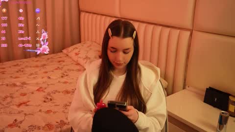 boootyfrytti online show from March 23, 9:08 pm