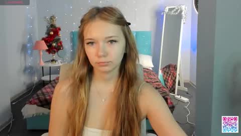 Snapshot of booozekirs_ chatting on December 1, 3:00 am Milena online show from December 1, 3:00 am