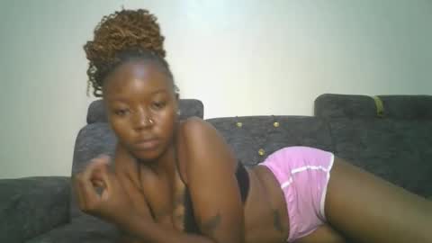 bootybabe0 online show from February 19, 10:06 pm