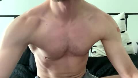 Snapshot of bootyboy801 chatting on May 28, 3:42 pm Bootyboy801 online show from May 28, 3:42 pm