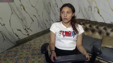 Snapshot of borbuja1 chatting on November 3, 8:21 pm borbuja online show from November 3, 8:21 pm