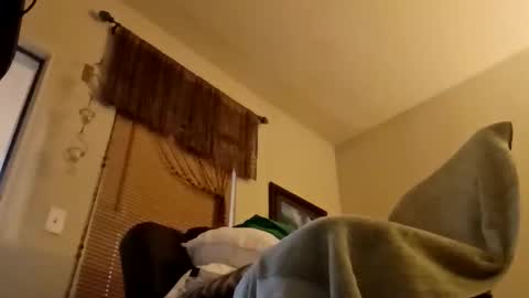 Snapshot of boredaf6678 chatting on April 4, 11:46 pm boredaf6678 online show from April 4, 11:46 pm
