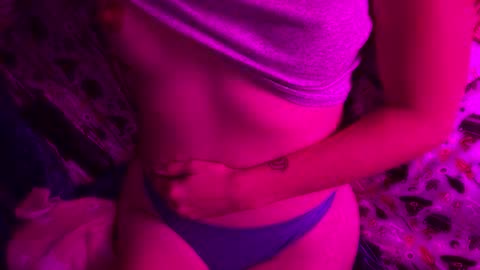 boredsoccermom8 online show from November 6, 11:44 am