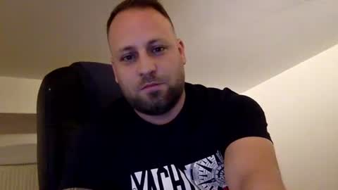 hugo online show from June 28, 9:10 pm