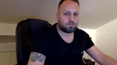 hugo online show from July 3, 11:44 pm