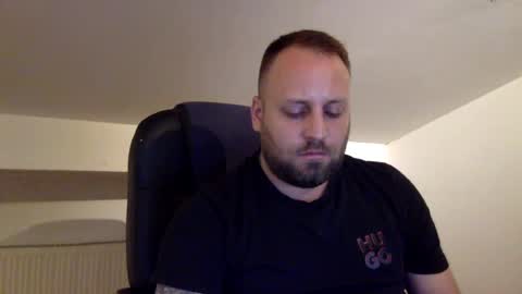 hugo online show from August 2, 2:32 am