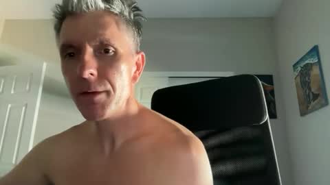 Snapshot of borisdm1976 chatting on March 20, 6:02 pm borisdm1976 online show from March 20, 6:02 pm