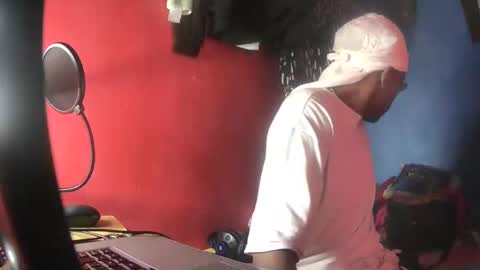 boss_playa98 online show from February 25, 12:25 am