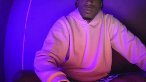 Snapshot of boss_playa98 chatting on April 8, 12:10 am boss_playa98 online show from April 8, 12:10 am
