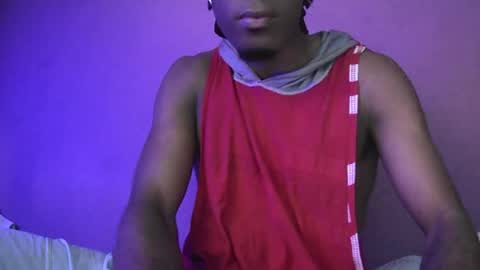 Snapshot of boss_playa98 chatting on April 15, 10:43 pm boss_playa98 online show from April 15, 10:43 pm