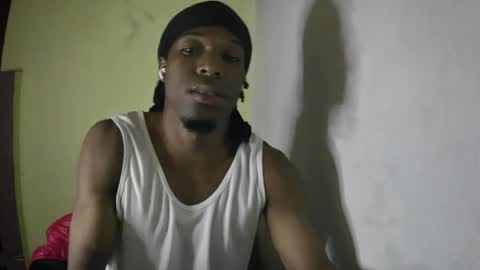 Snapshot of boss_playa98 chatting on April 22, 6:38 am boss_playa98 online show from April 22, 6:38 am