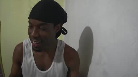 Snapshot of boss_playa98 chatting on April 23, 2:13 am boss_playa98 online show from April 23, 2:13 am
