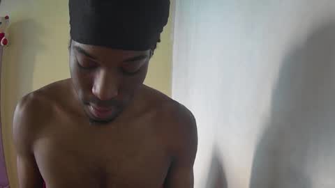 Snapshot of boss_playa98 chatting on April 28, 7:19 pm boss_playa98 online show from April 28, 7:19 pm
