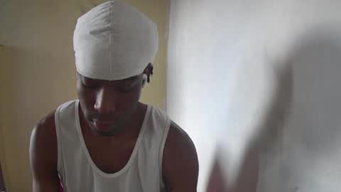 Snapshot of boss_playa98 chatting on May 3, 6:25 pm boss_playa98 online show from May 3, 6:25 pm