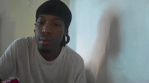 Snapshot of boss_playa98 chatting on June 3, 2:55 pm boss_playa98 online show from June 3, 2:55 pm