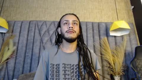 Snapshot of bossdominator1 chatting on October 5, 4:00 am Boss online show from October 5, 4:00 am