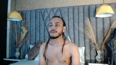 Snapshot of bossdominator1 chatting on October 7, 3:25 am Boss online show from October 7, 3:25 am