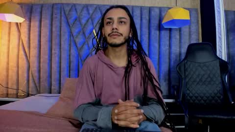 Snapshot of bossdominator1 chatting on October 14, 3:18 am Boss online show from October 14, 3:18 am