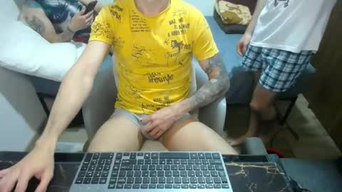 bossking019 online show from January 16, 12:34 am