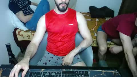 bossking019 online show from February 2, 12:30 am