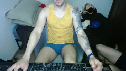 bossking019 online show from March 7, 12:34 pm