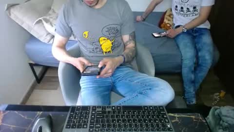 bossking019 online show from March 9, 5:39 pm