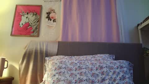 BossMom online show from February 26, 3:41 pm