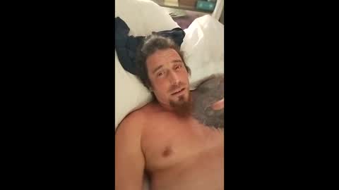 bossusaround online show from January 10, 1:07 am