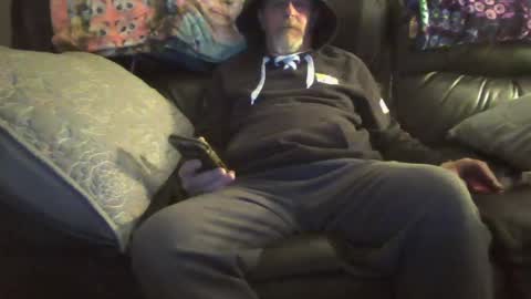 bostonguy1969 online show from March 10, 9:18 pm