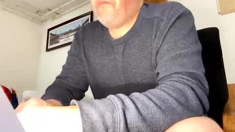 Snapshot of bostonirish45 chatting on November 6, 1:28 am bostonirish45 online show from November 6, 1:28 am