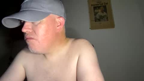 Snapshot of bostonirish45 chatting on November 14, 5:50 am bostonirish45 online show from November 14, 5:50 am