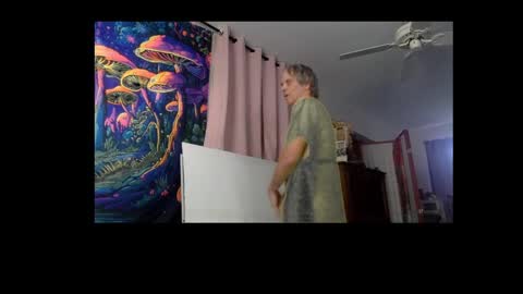 Snapshot of bottomboo7 chatting on December 11, 1:06 pm Bottomboo7 online show from December 11, 1:06 pm