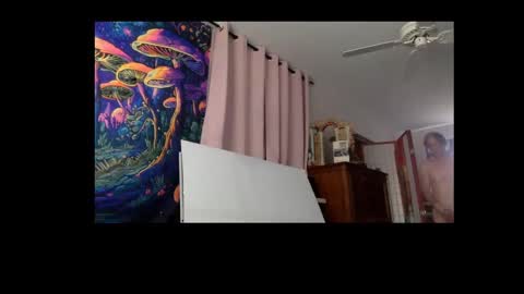 Snapshot of bottomboo7 chatting on December 13, 1:22 pm Bottomboo7 online show from December 13, 1:22 pm