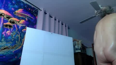 Snapshot of bottomboo7 chatting on January 19, 12:50 pm Bottomboo7 online show from January 19, 12:50 pm