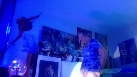 Snapshot of bottomboo7 chatting on October 25, 12:02 pm Bottomboo7 online show from October 25, 12:02 pm