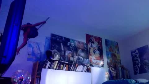 Bottomboo7 online show from March 29, 12:38 pm